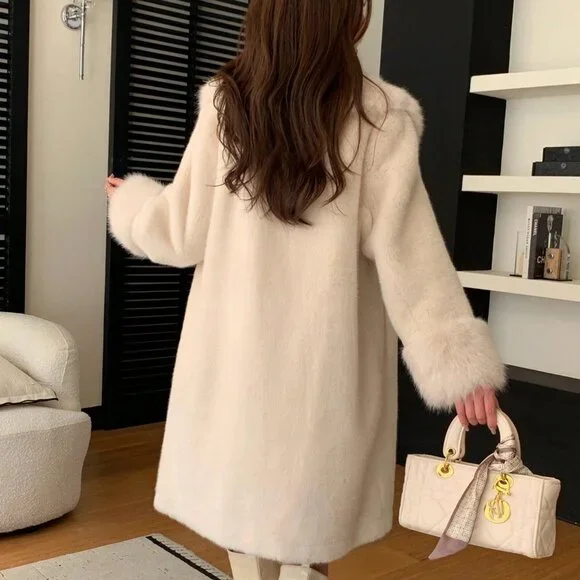 Women's Elegant plush Faux Fur Collar Jacket coat - Picture 5 of 8